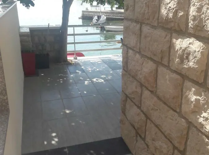 Plava דירה קלק